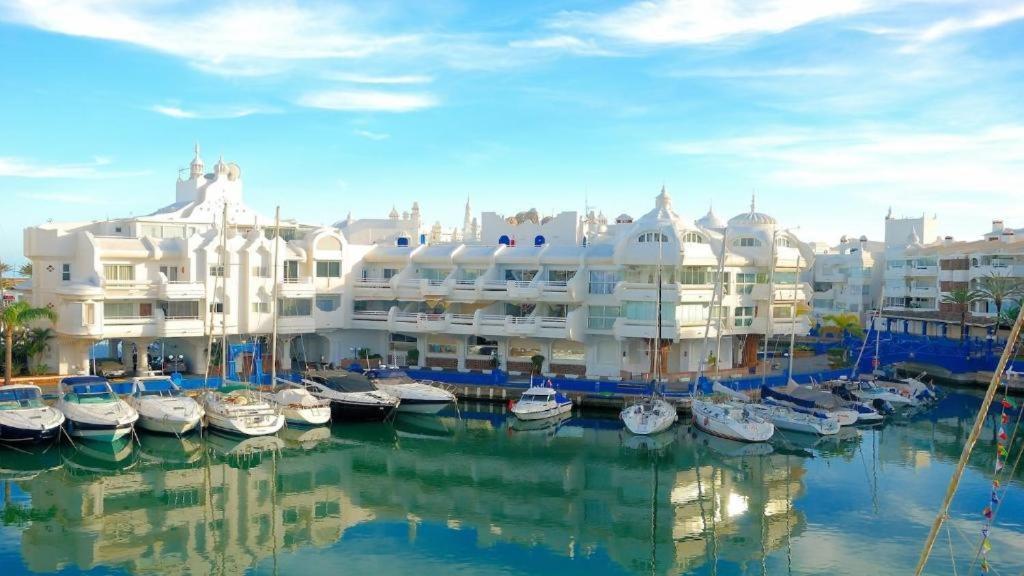 Apartamentos Benalmarina Málaga Extérieur photo